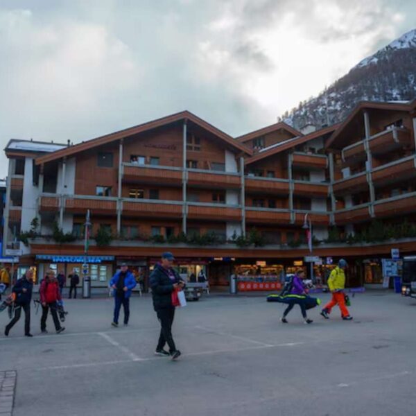 Cheapest Hotel in Murree Mall Road